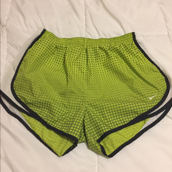 Nike running shorts SET of 2 - Picture 3 of 8